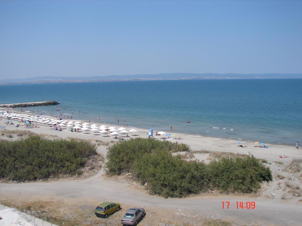 Golden Sea View Apartments 1 Pomorie Ngoại thất bức ảnh